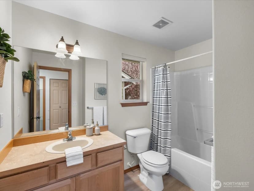 Property photo for 20307 11th Avenue W, Lynnwood photo 21