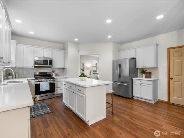 Property photo for 20307 11th Avenue W, Lynnwood photo 3