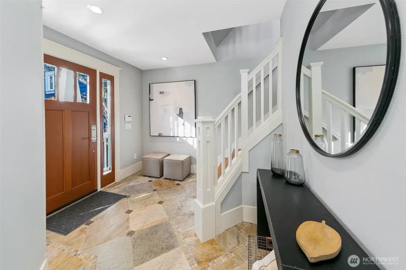 Property photo for 1238 3rd Avenue N, Seattle photo 34