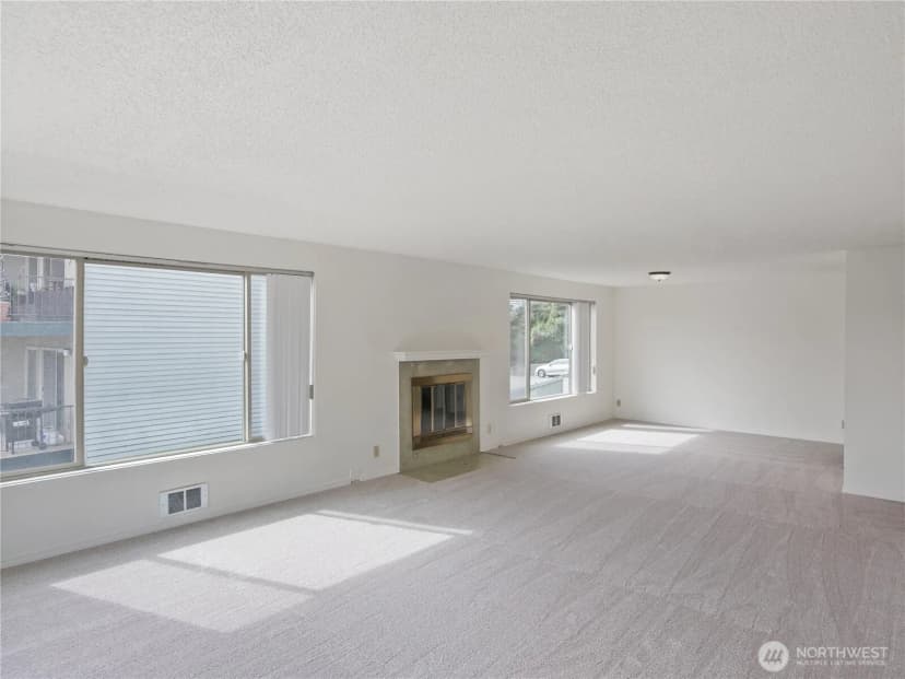 Property photo for 1250 Taylor Avenue N #105, Seattle photo 9