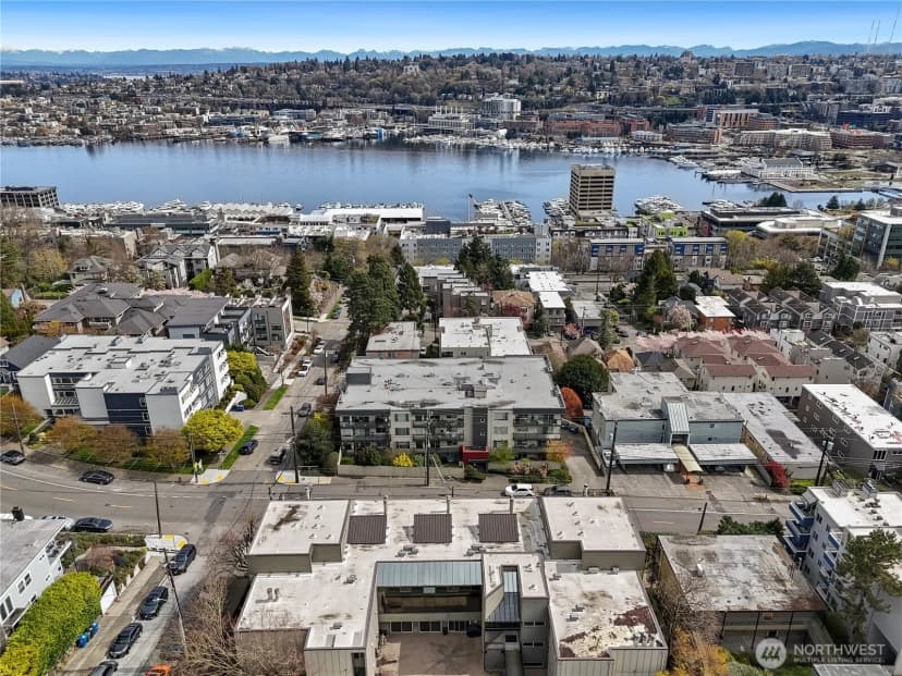 Property photo for 1250 Taylor Avenue N #105, Seattle photo 32