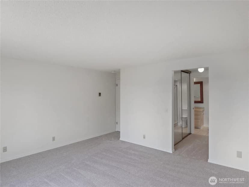 Property photo for 1250 Taylor Avenue N #105, Seattle photo 19
