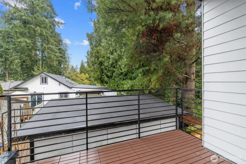 Property photo for 18015 2nd Avenue Ne #c, Shoreline photo 8