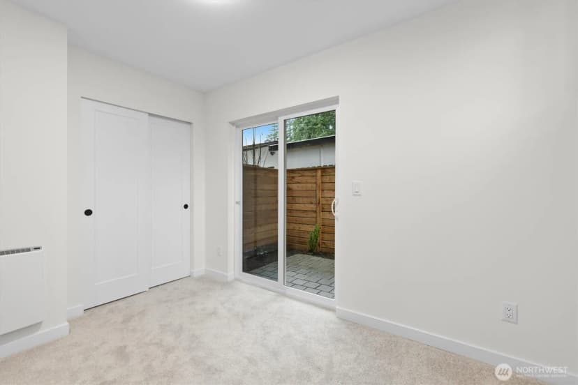 Property photo for 18015 2nd Avenue Ne #c, Shoreline photo 29