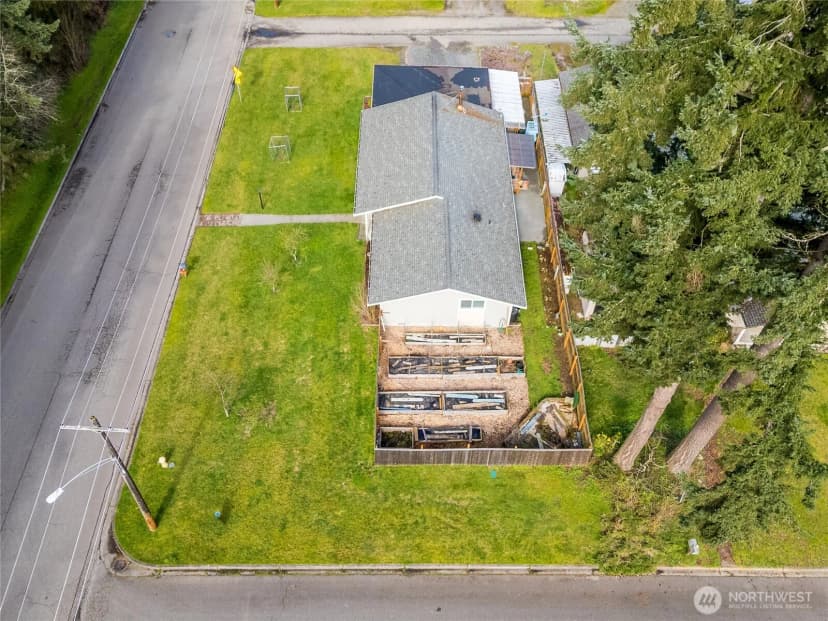 Property photo for 1717 S F Street, Port Angeles photo 30