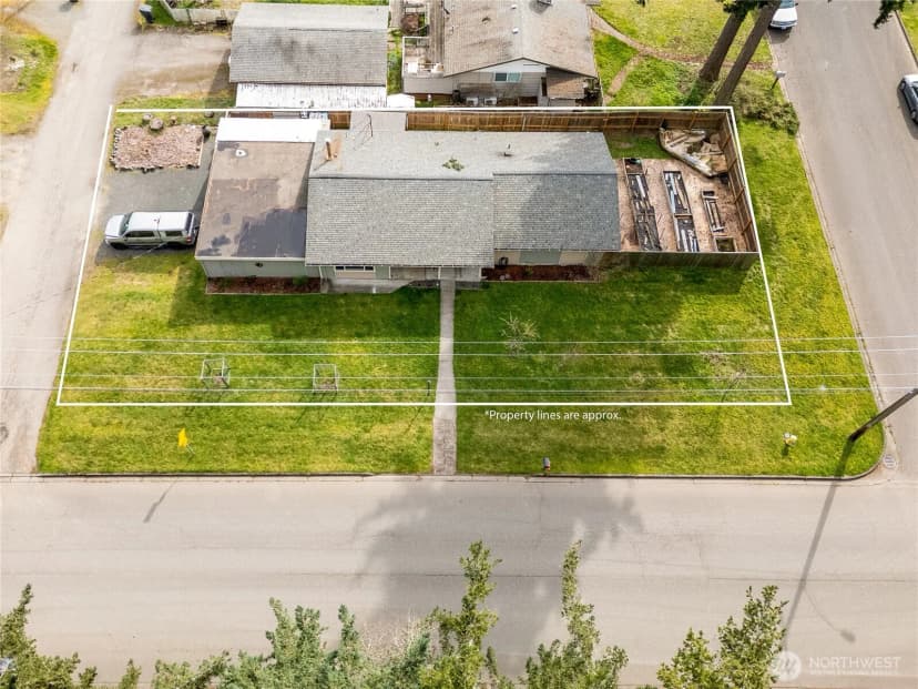 Property photo for 1717 S F Street, Port Angeles photo 3