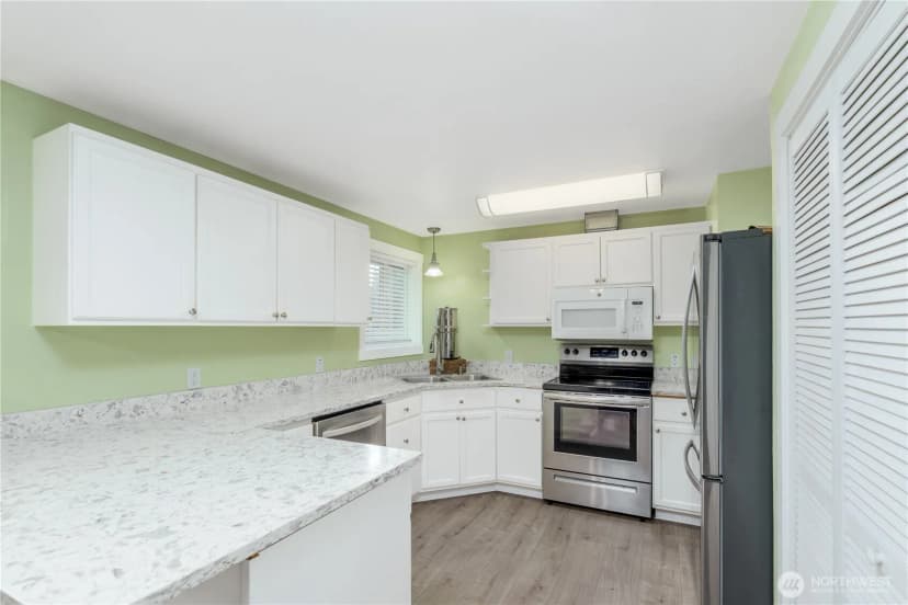 Property photo for 1717 S F Street, Port Angeles photo 12