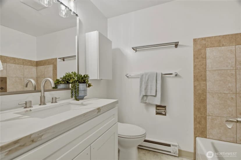 Property photo for 12625 Se 42nd Street, Bellevue photo 17
