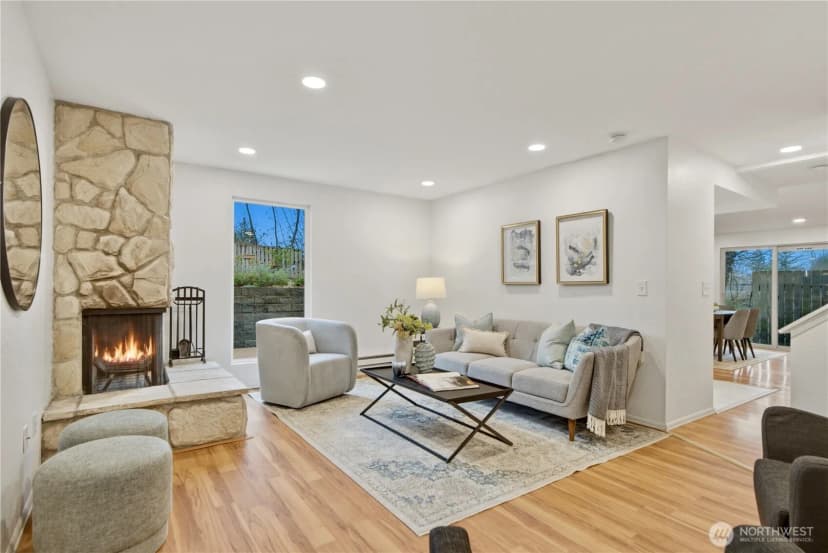 Property photo for 12625 Se 42nd Street, Bellevue