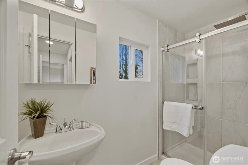 Property photo for 12625 Se 42nd Street, Bellevue photo 18