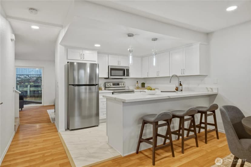 Property photo for 12625 Se 42nd Street, Bellevue photo 11