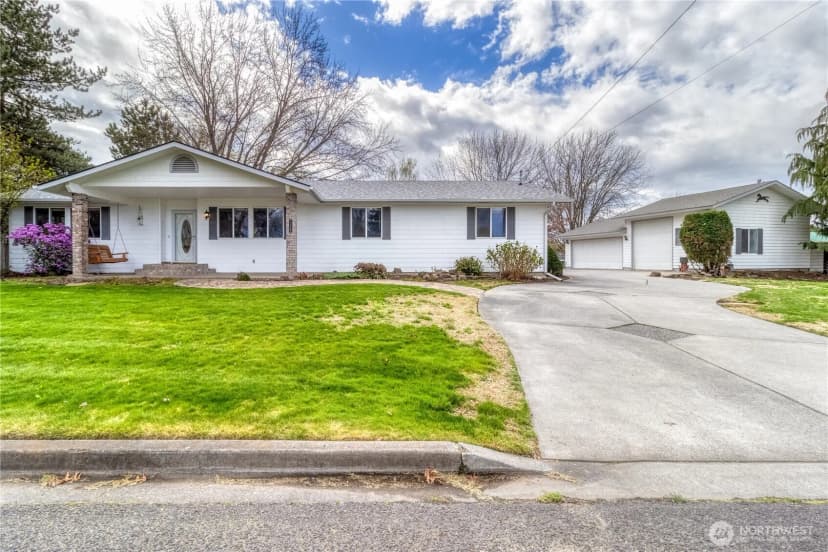 Property photo for 1139 Wallula Avenue, Walla Walla photo 2
