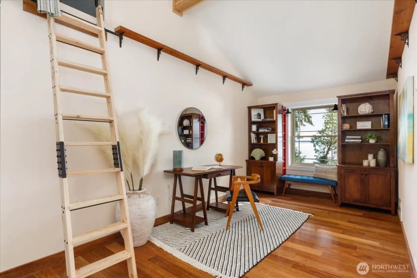 Property photo for 5051 Waterside Ln, Langley photo 14