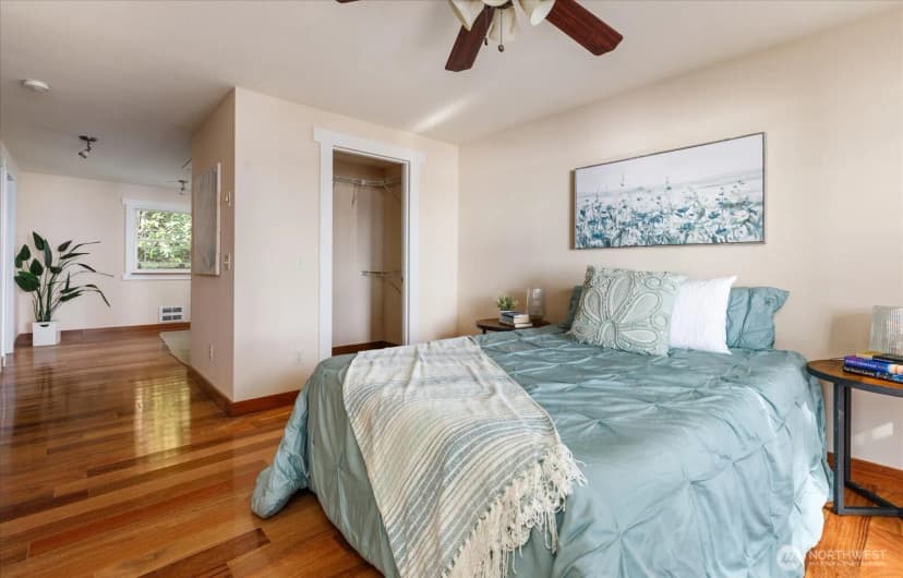 Property photo for 5051 Waterside Ln, Langley photo 18