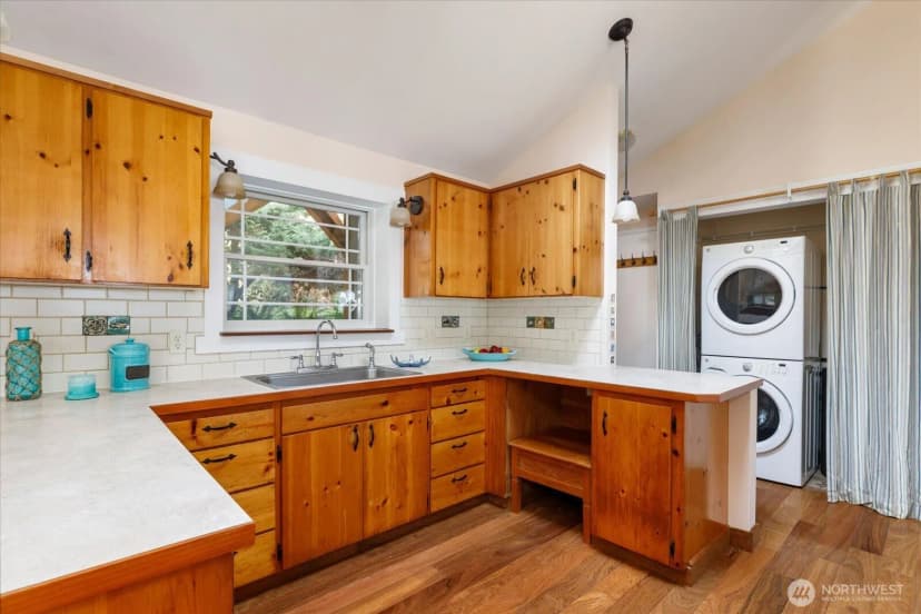 Property photo for 5051 Waterside Ln, Langley photo 12