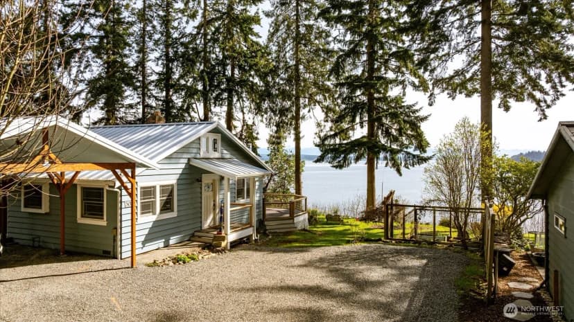 Property photo for 5051 Waterside Ln, Langley photo 4