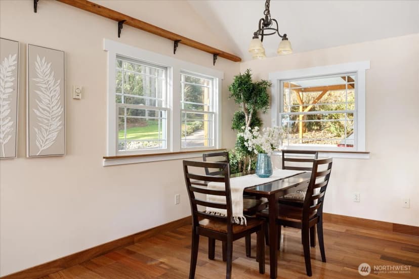 Property photo for 5051 Waterside Ln, Langley photo 13