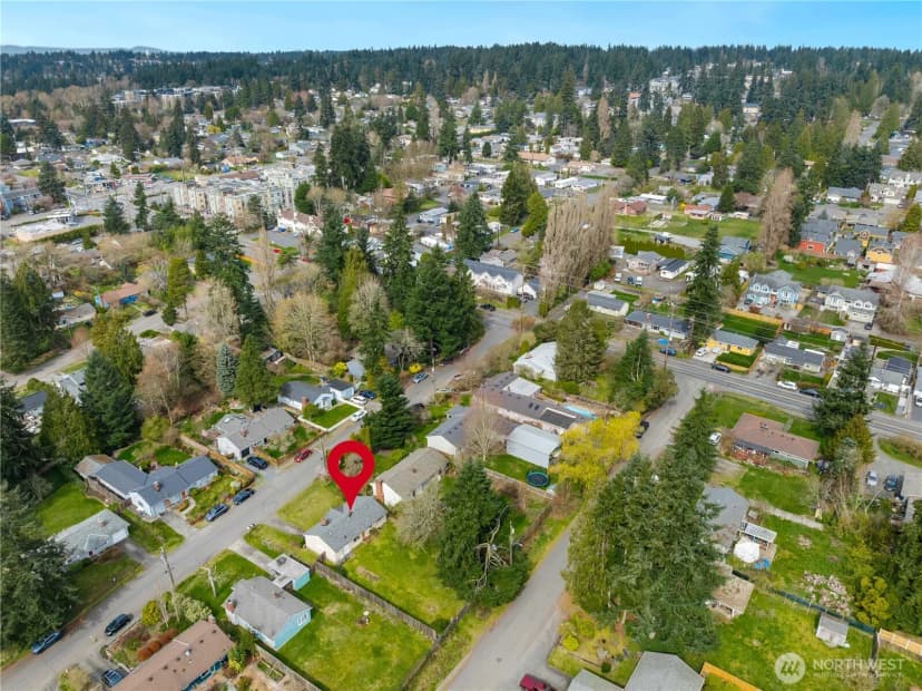 Property photo for 20322 22nd Avenue Ne, Shoreline photo 32