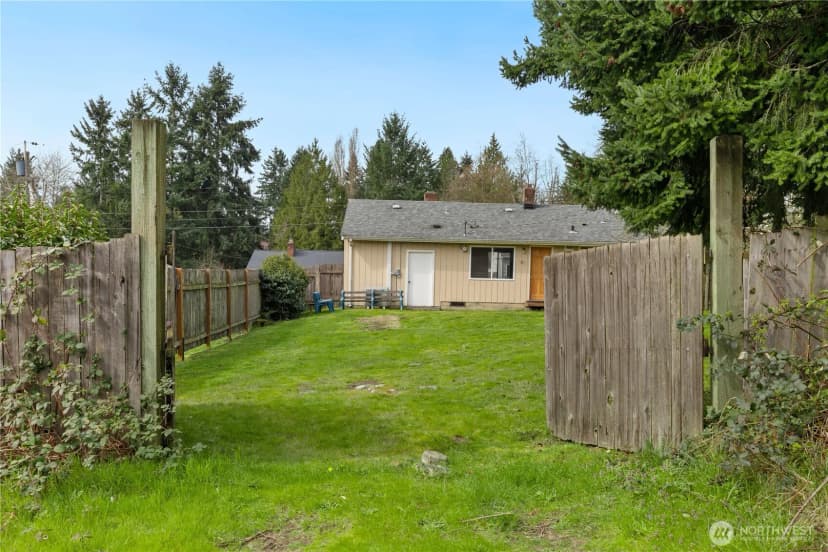 Property photo for 20322 22nd Avenue Ne, Shoreline photo 26