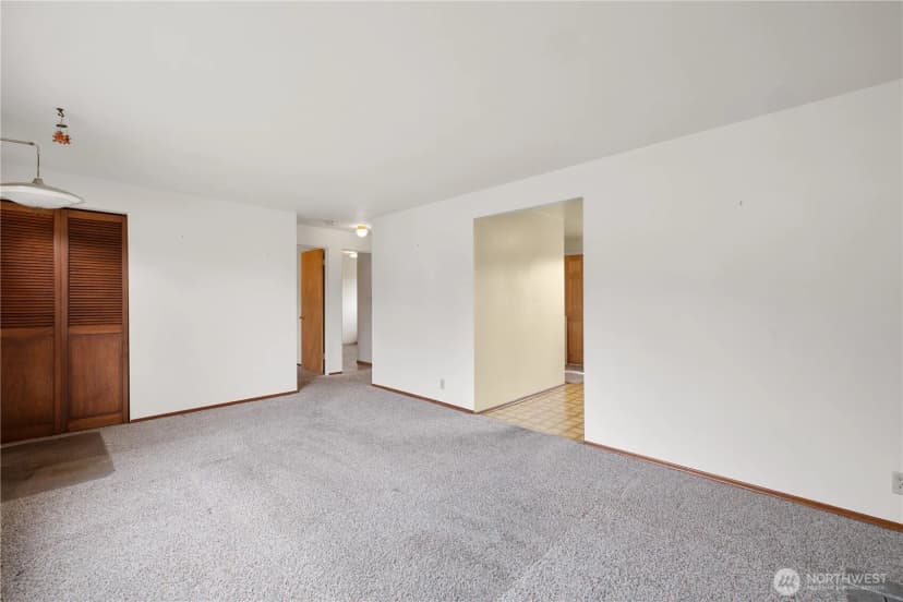 Property photo for 20322 22nd Avenue Ne, Shoreline photo 9