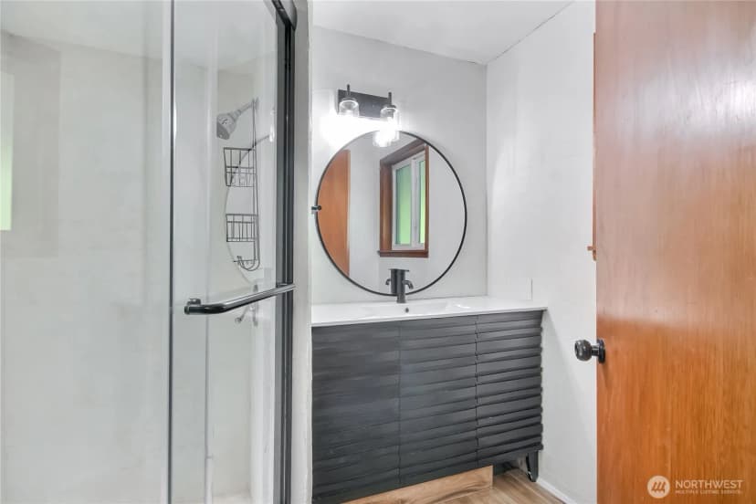 Property photo for 6902 Mount Tacoma Drive Sw, Lakewood photo 25