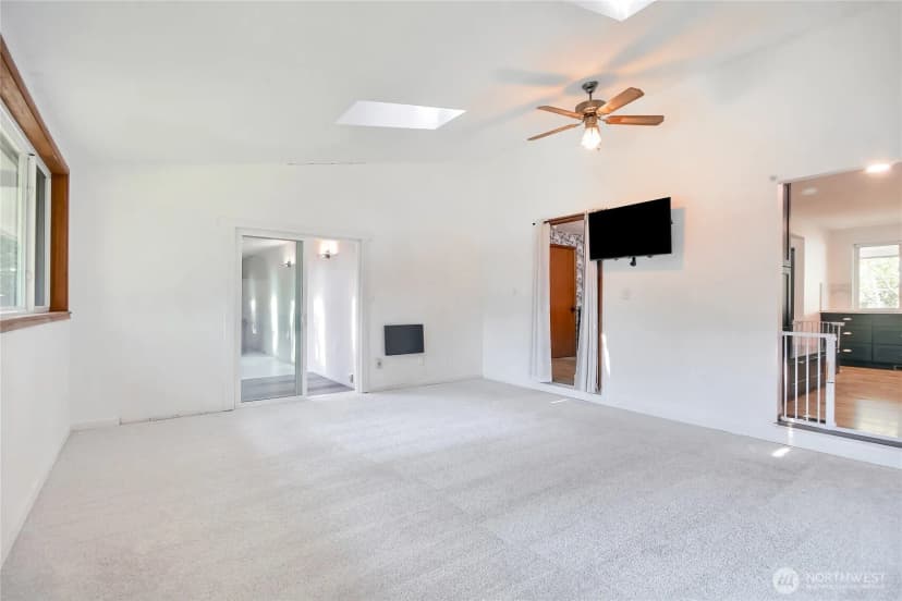 Property photo for 6902 Mount Tacoma Drive Sw, Lakewood photo 15