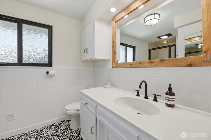Property photo for 704 Fir Park Lane, Fircrest photo 24
