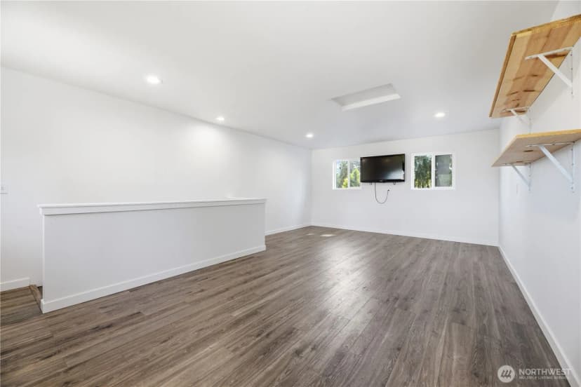 Property photo for 704 Fir Park Lane, Fircrest photo 35