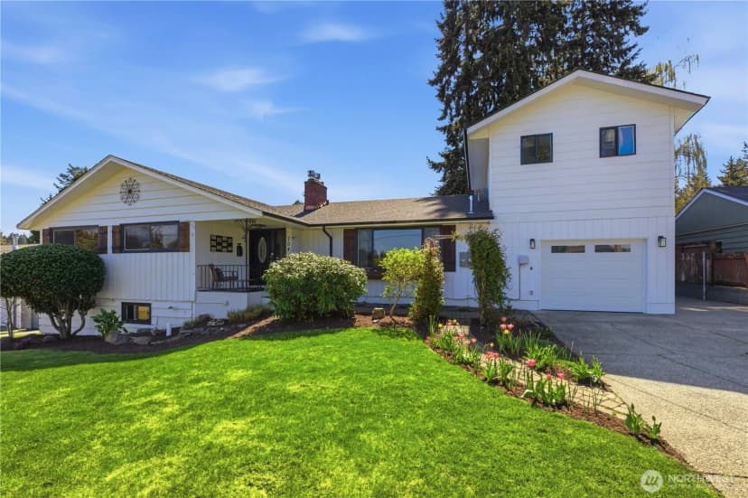 Property photo for 704 Fir Park Lane, Fircrest