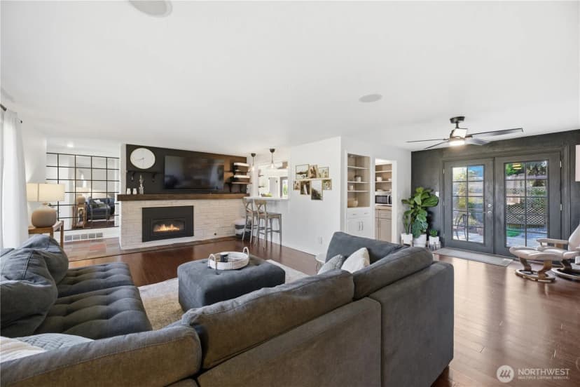 Property photo for 704 Fir Park Lane, Fircrest photo 8