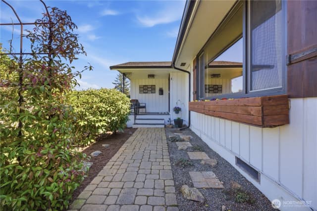 Property photo for 704 Fir Park Lane, Fircrest photo 4