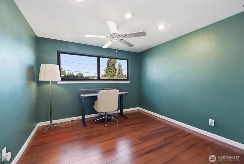 Property photo for 704 Fir Park Lane, Fircrest photo 26