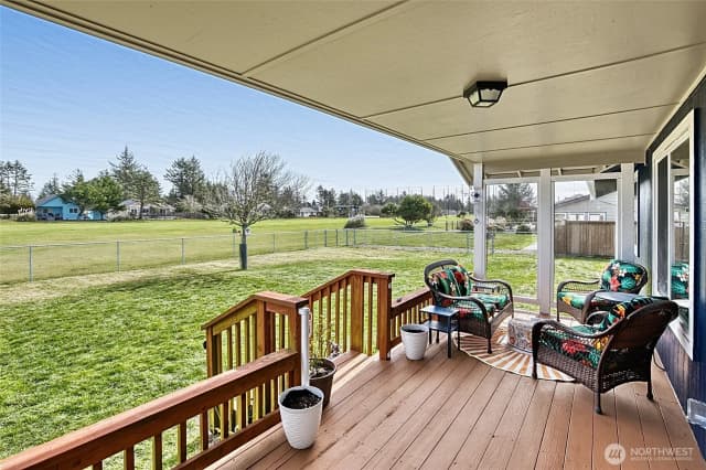 Property photo for 550 Canal Drive Ne, Ocean Shores