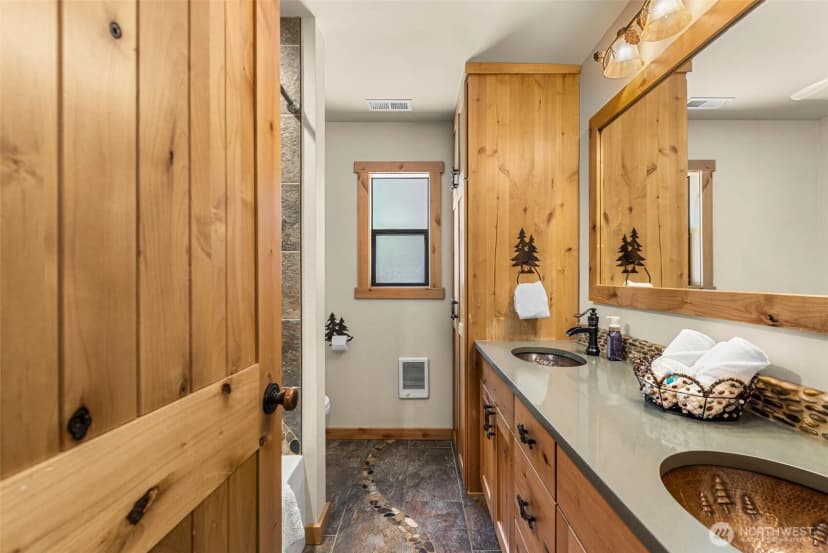 Property photo for 12728 Wilson Street, Leavenworth photo 18