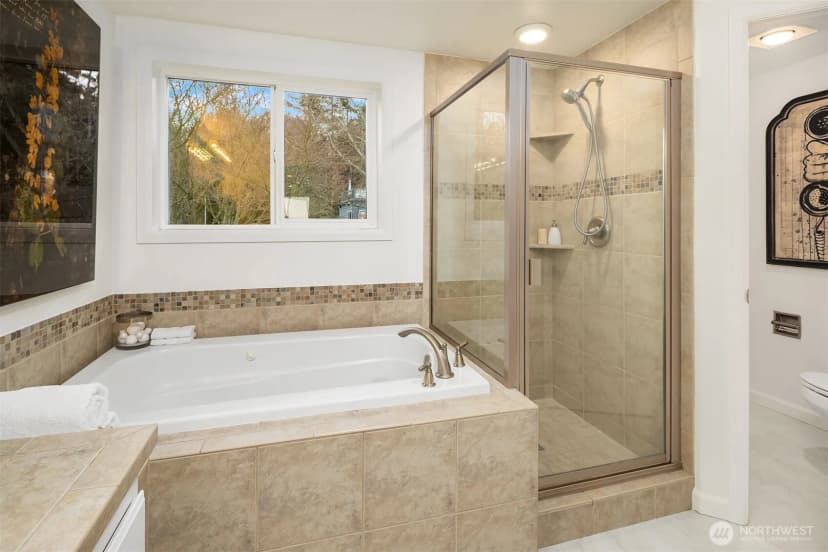 Property photo for 407 35th Avenue S, Seattle photo 18