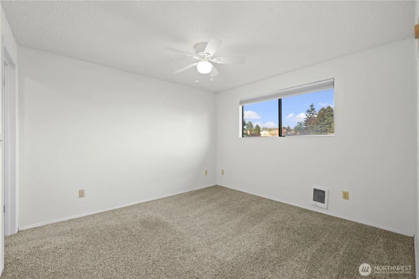 Property photo for 3401 Oaks Avenue #6, Everett photo 21