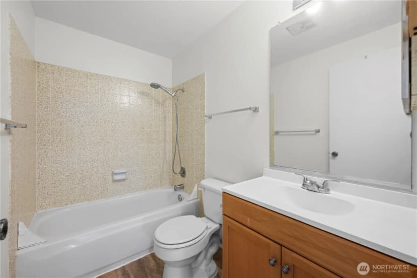 Property photo for 3401 Oaks Avenue #6, Everett photo 23