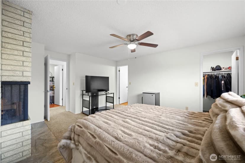 Property photo for 3401 Oaks Avenue #6, Everett photo 18