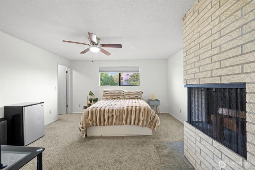 Property photo for 3401 Oaks Avenue #6, Everett photo 16