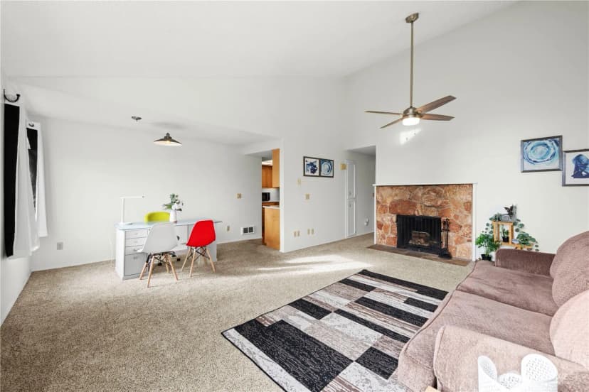 Property photo for 3401 Oaks Avenue #6, Everett photo 6