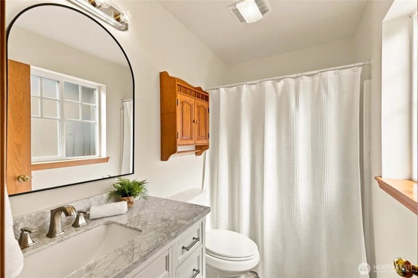 Property photo for 1030 Sinclair Way #42, Burlington photo 15