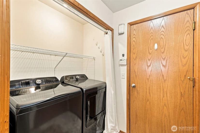 Property photo for 1030 Sinclair Way #42, Burlington photo 18