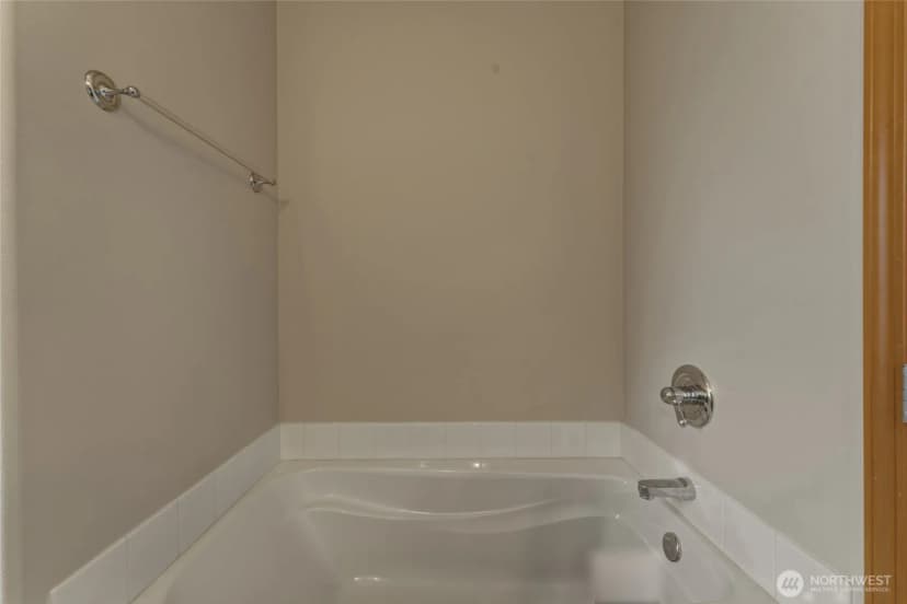 Property photo for 803 Se Vintage Way, College Place photo 12