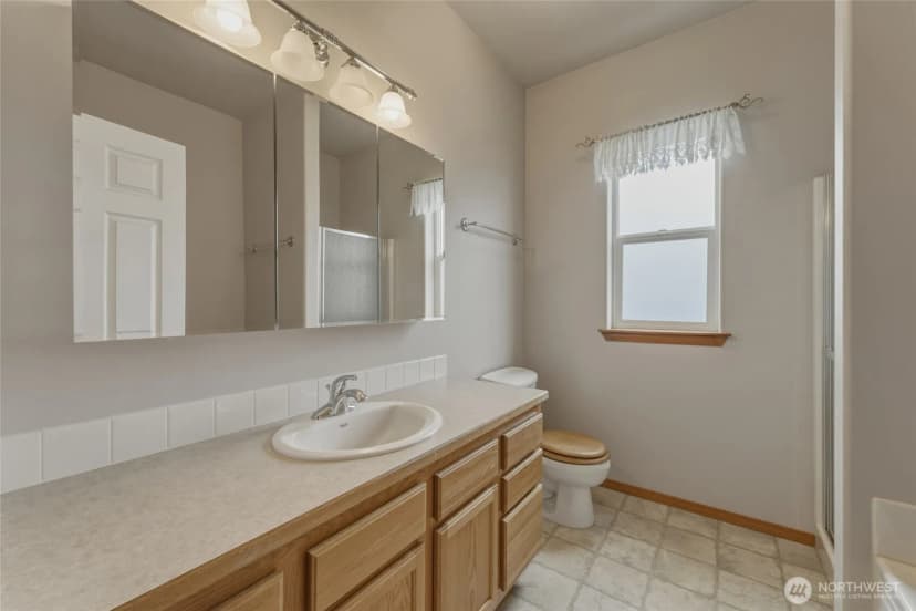 Property photo for 803 Se Vintage Way, College Place photo 31