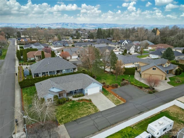 Property photo for 803 Se Vintage Way, College Place photo 4