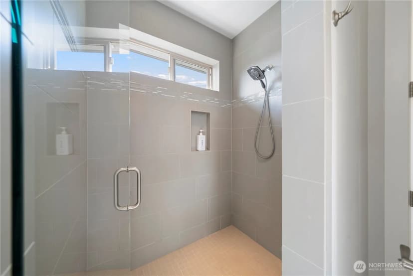 Property photo for 2036 Nw 44th Avenue, Camas photo 20