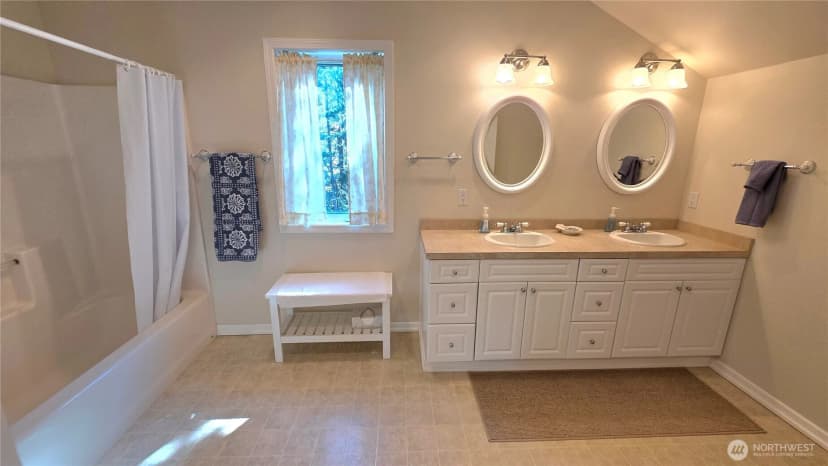 Property photo for 35602 J Place, Ocean Park photo 33