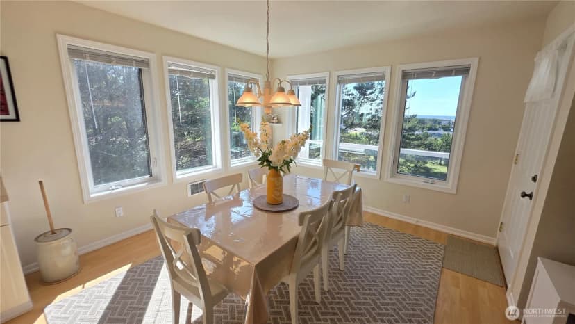 Property photo for 35602 J Place, Ocean Park photo 14