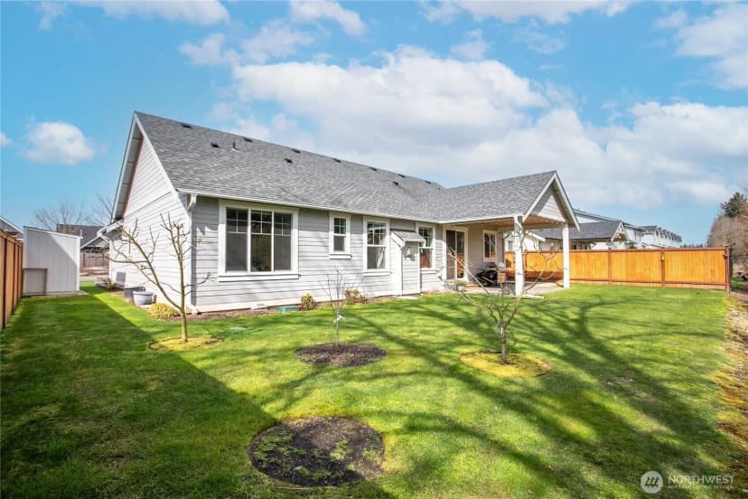 Property photo for 2268 Brome Street, Lynden photo 31