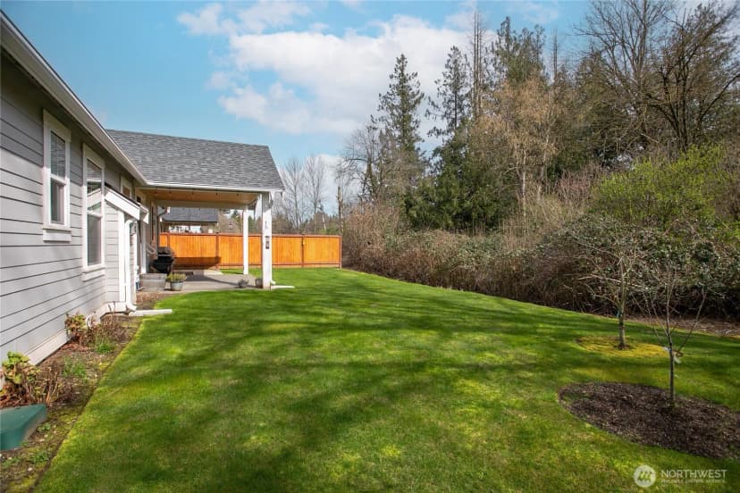 Property photo for 2268 Brome Street, Lynden photo 27
